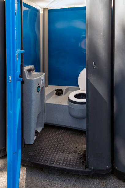 Portable Toilet Options We Offer in Williston Park, NY